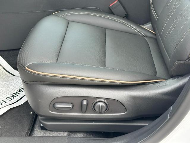 2025 Buick Envista Vehicle Photo in COLUMBIA, MO 65203-3903