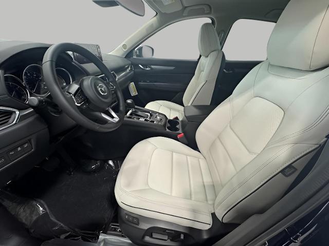 2025 Mazda CX-5 Vehicle Photo in Green Bay, WI 54304