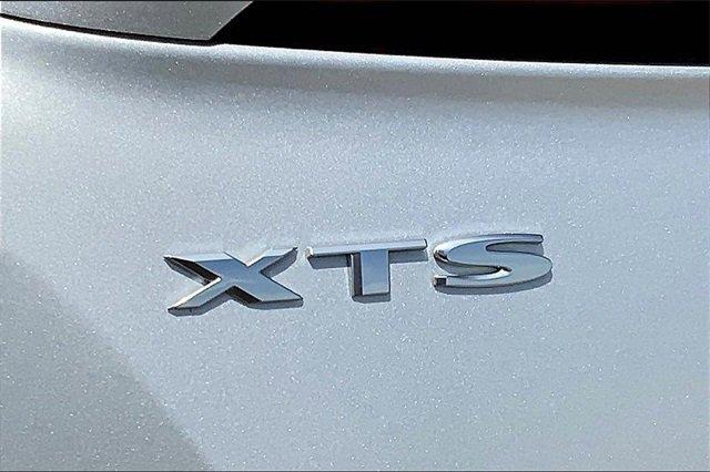 2019 Cadillac XTS Vehicle Photo in TOPEKA, KS 66609-0000