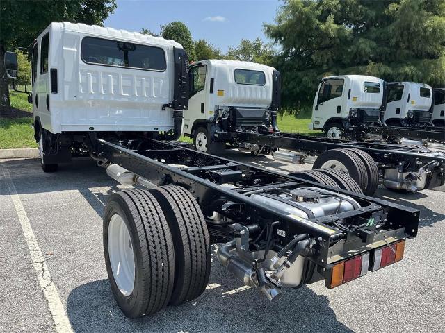 2025 Chevrolet Low Cab Forward 4500 Vehicle Photo in ALCOA, TN 37701-3235