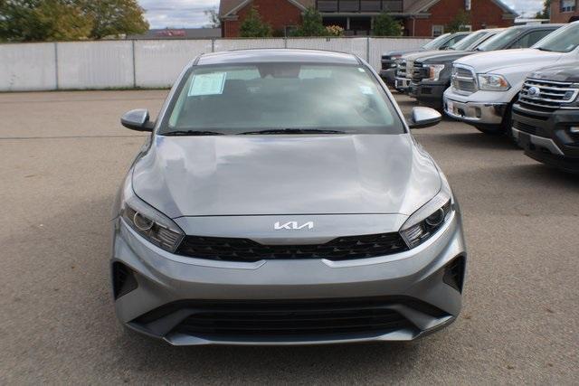 Used 2022 Kia FORTE LXS with VIN 3KPF24AD8NE458400 for sale in Vandalia, OH