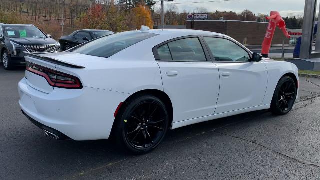 2018 Dodge Charger Vehicle Photo in MOON TOWNSHIP, PA 15108-2571