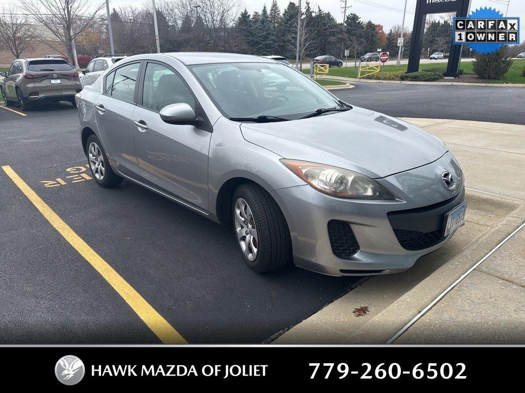 2013 Mazda Mazda3 Vehicle Photo in Saint Charles, IL 60174