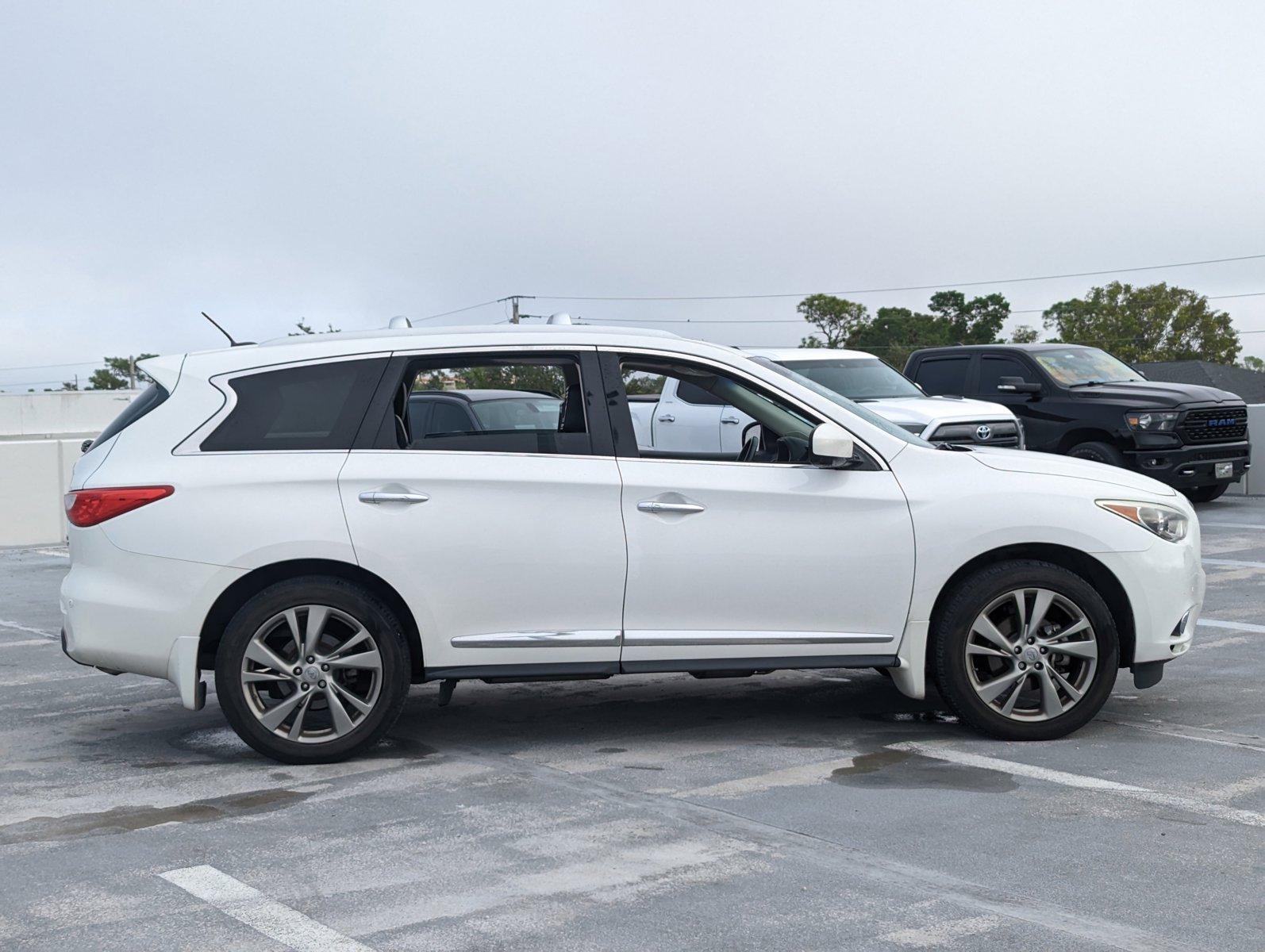 2013 INFINITI JX35 Vehicle Photo in Ft. Myers, FL 33907