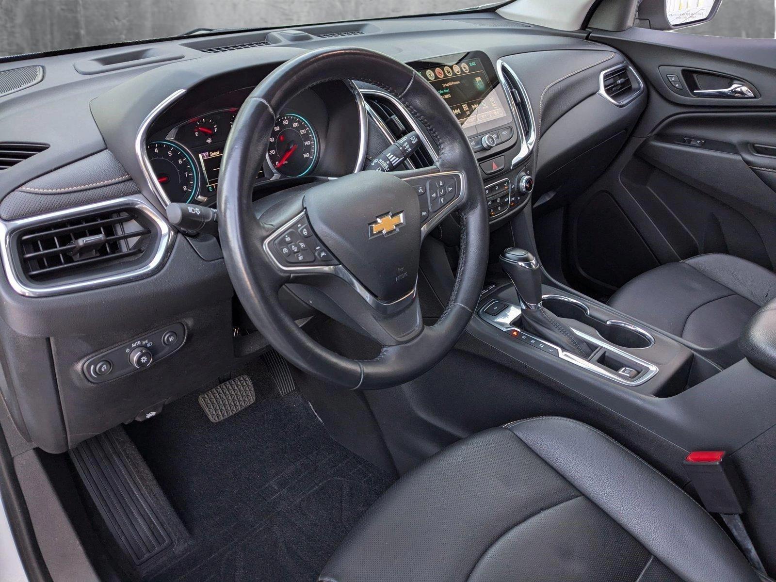 2018 Chevrolet Equinox Vehicle Photo in VALENCIA, CA 91355-1705