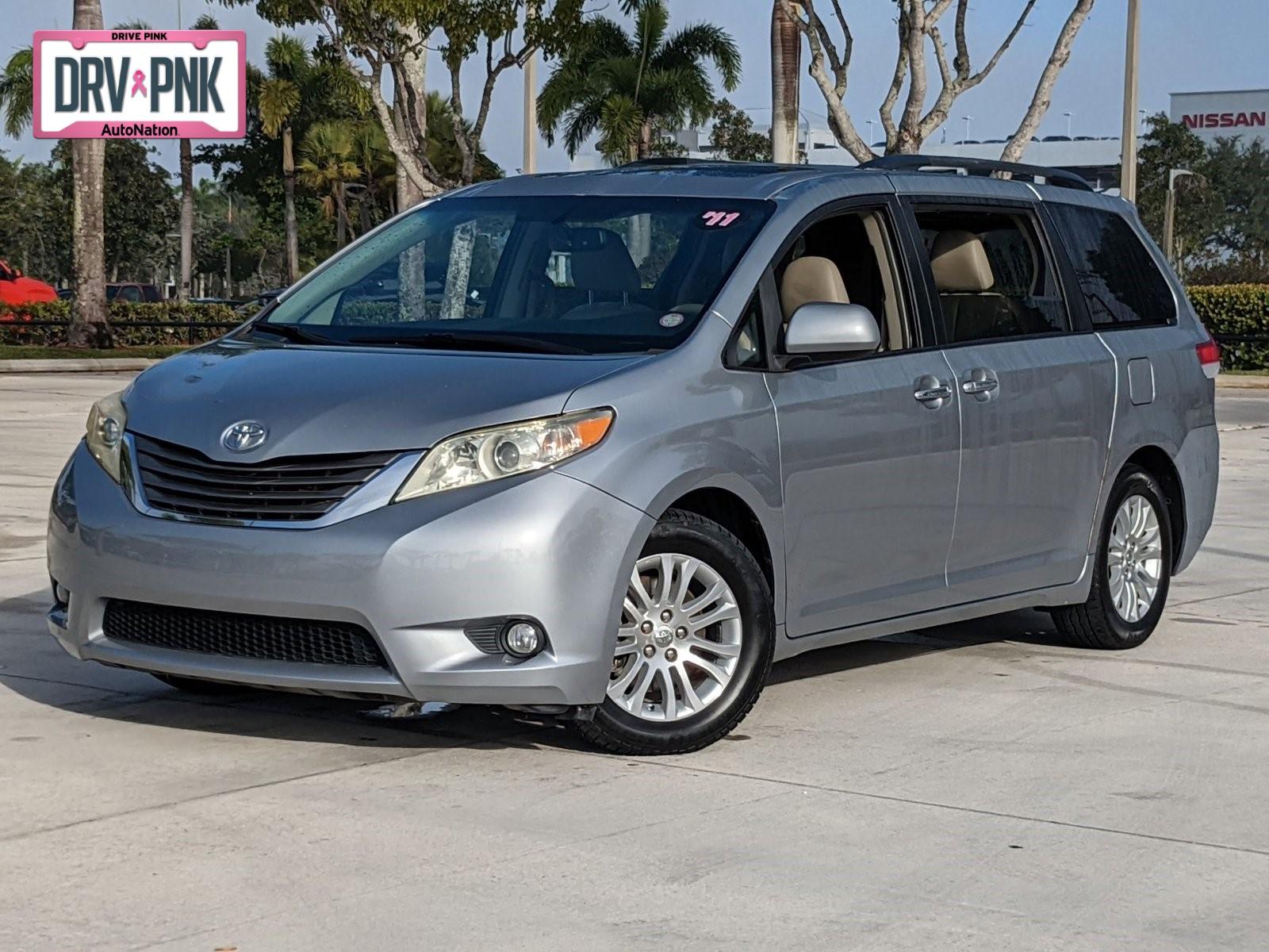 2011 Toyota Sienna Vehicle Photo in Davie, FL 33331