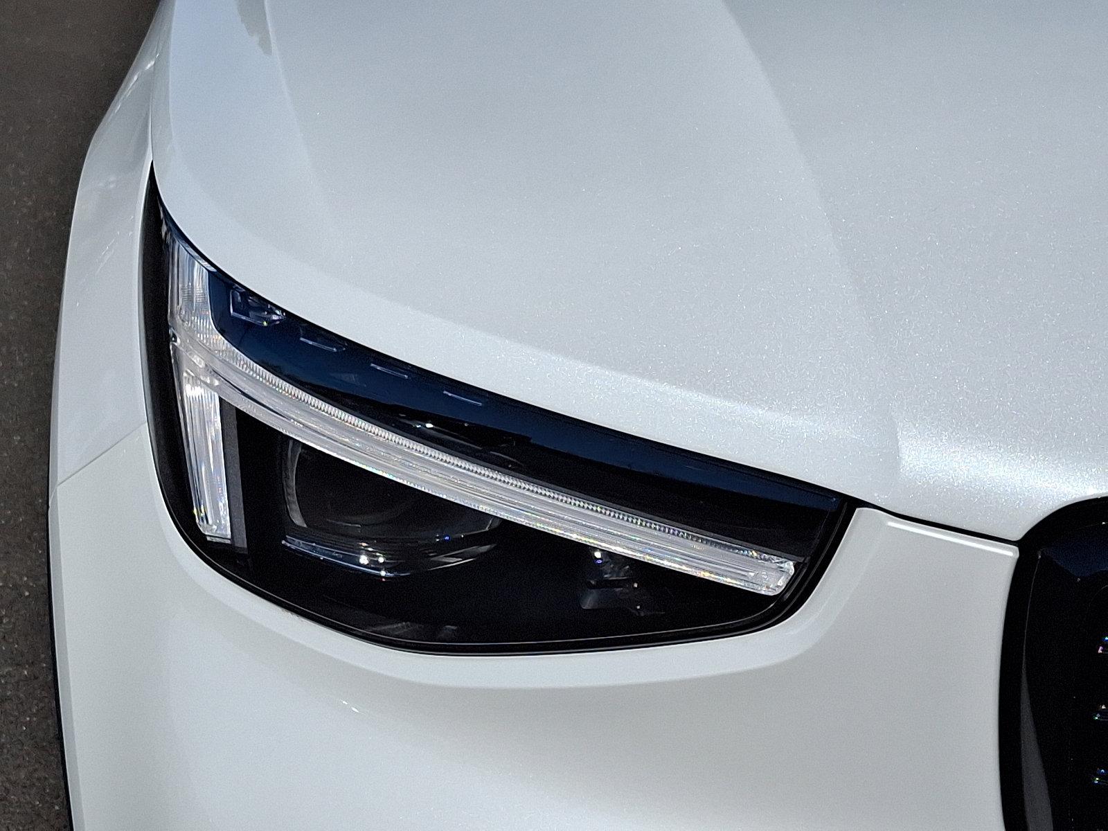2025 Volvo XC40 Vehicle Photo in Trevose, PA 19053