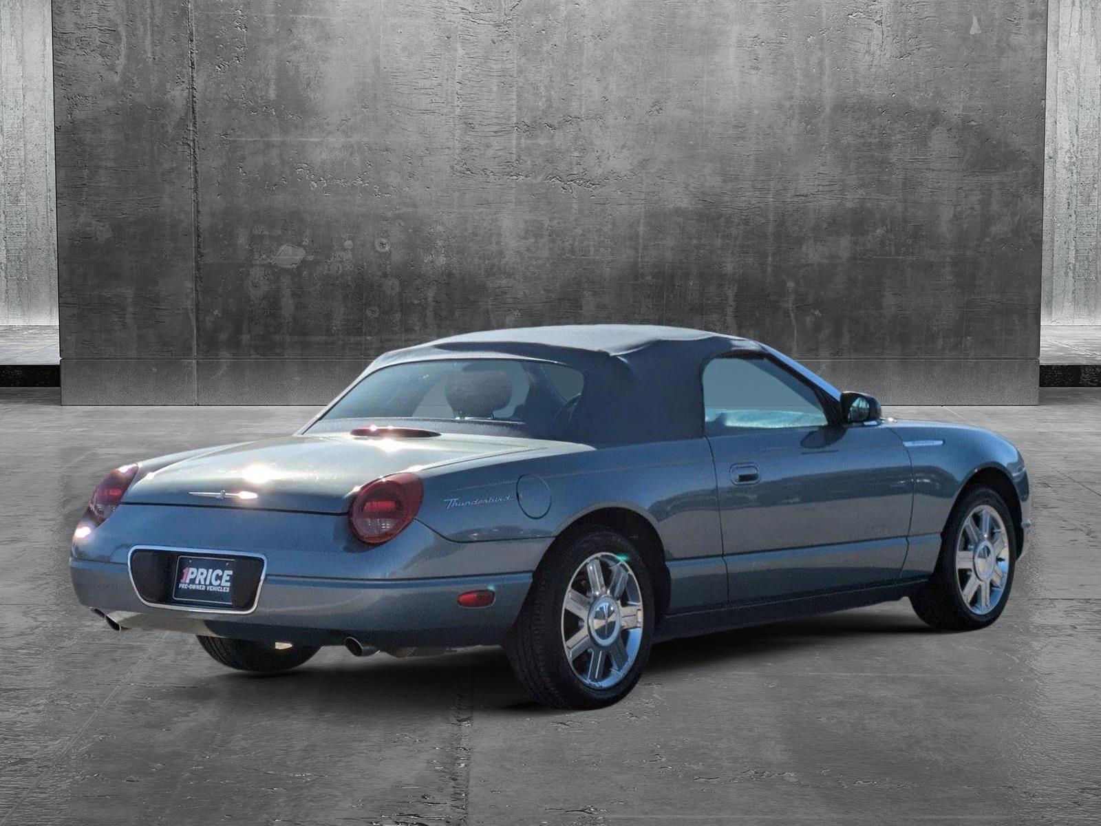 2005 Ford Thunderbird Vehicle Photo in Corpus Christi, TX 78415