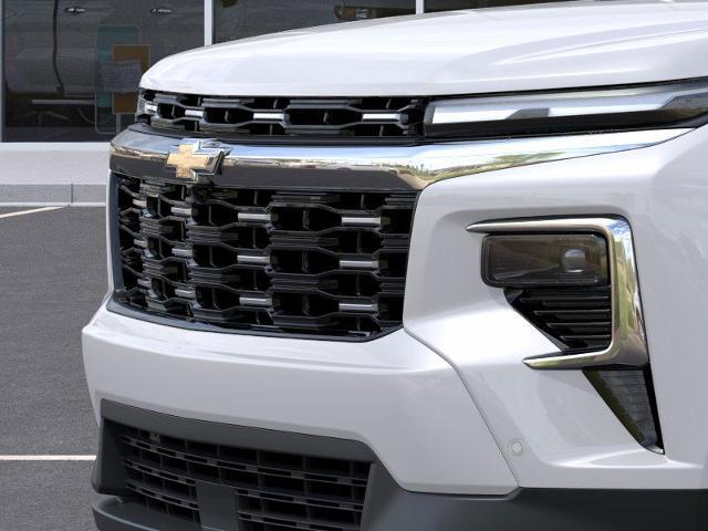 2025 Chevrolet Traverse Vehicle Photo in Roslyn, NY 11576
