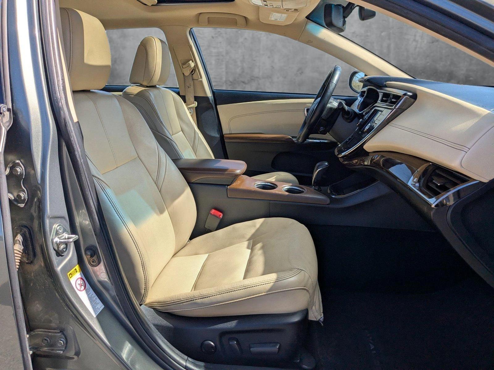 2014 Toyota Avalon Hybrid Vehicle Photo in Spokane Valley, WA 99206