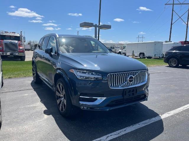 2025 Volvo XC90 Vehicle Photo in Appleton, WI 54913