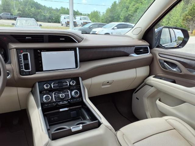 2023 GMC Yukon XL Vehicle Photo in ROXBORO, NC 27573-6143