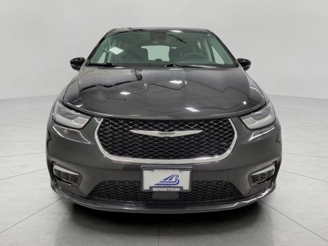 2023 Chrysler Pacifica Vehicle Photo in Oshkosh, WI 54901
