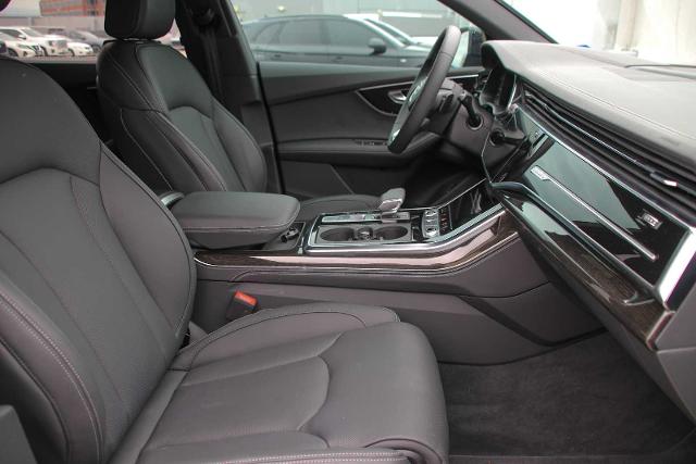 2025 Audi Q8 Vehicle Photo in SUGAR LAND, TX 77478