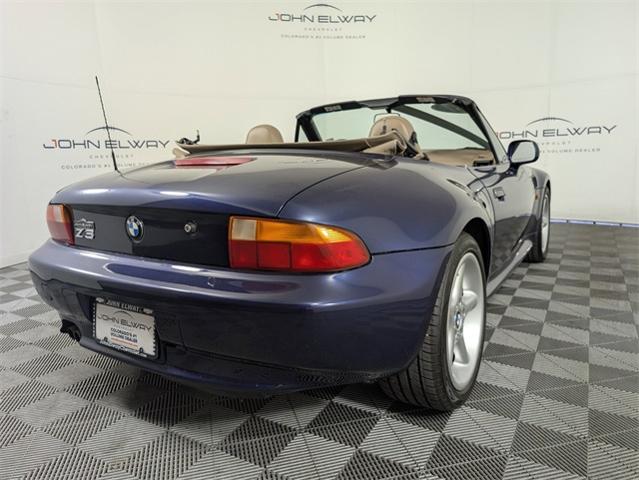 1997 BMW 2.8L Vehicle Photo in ENGLEWOOD, CO 80113-6708
