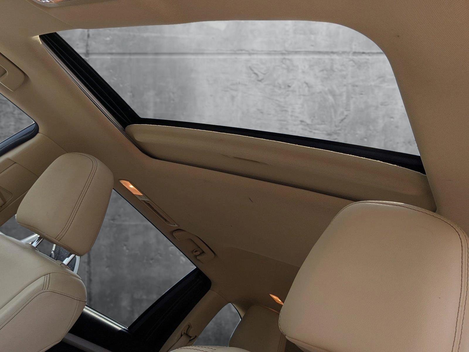 2015 Toyota Highlander Vehicle Photo in St. Petersburg, FL 33713