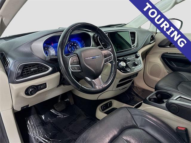 2021 Chrysler Pacifica Vehicle Photo in Puyallup, WA 98371