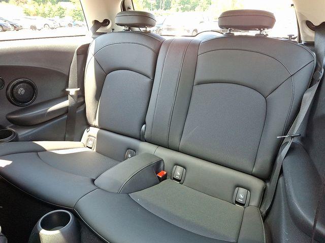 2024 MINI Hardtop 2 Door Vehicle Photo in DANBURY, CT 06810-5034