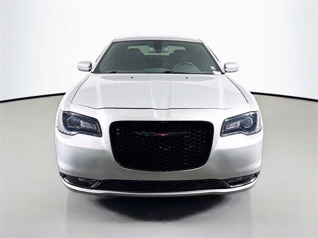 2022 Chrysler 300 Vehicle Photo in PUYALLUP, WA 98371-4149