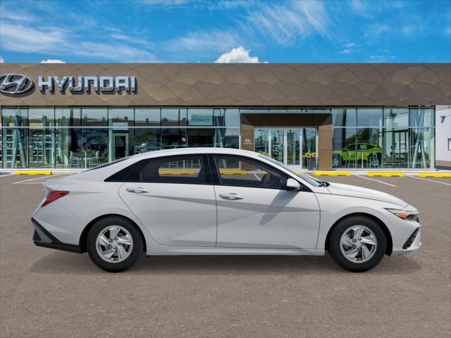 2025 Hyundai ELANTRA Vehicle Photo in Peoria, IL 61615