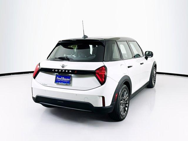 2025 MINI Cooper S Hardtop 4 Door Vehicle Photo in Doylestown, PA 18902