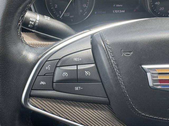 2024 Cadillac XT5 Vehicle Photo in LEOMINSTER, MA 01453-2952