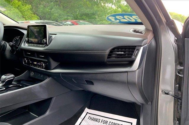 2023 Nissan Rogue Vehicle Photo in KANSAS CITY, MO 64114-4502