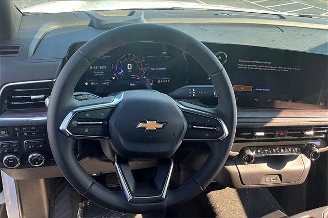 2025 Chevrolet Suburban Vehicle Photo in TOPEKA, KS 66609-0000