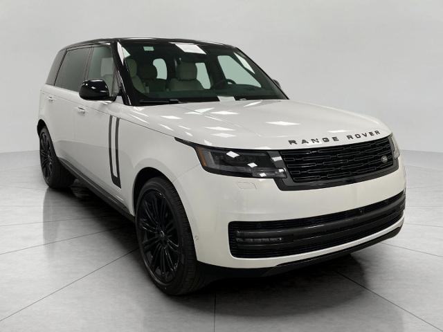 2025 Range Rover Vehicle Photo in Appleton, WI 54913