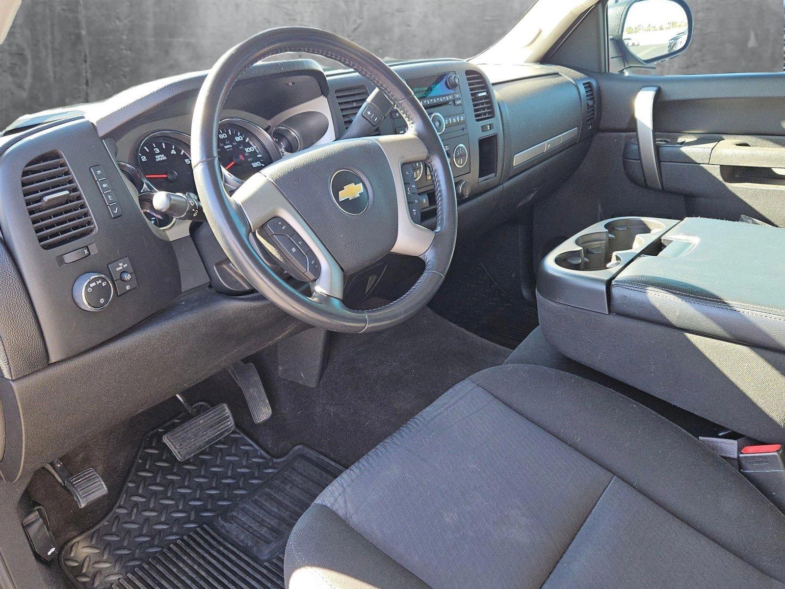 2011 Chevrolet Silverado 1500 Vehicle Photo in GILBERT, AZ 85297-0446