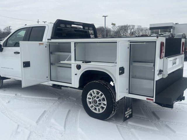 2025 GMC Sierra 2500 HD Vehicle Photo in LEOMINSTER, MA 01453-2952