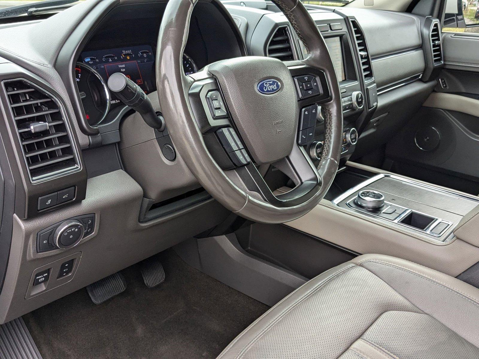 2019 Ford Expedition Vehicle Photo in Miami, FL 33015