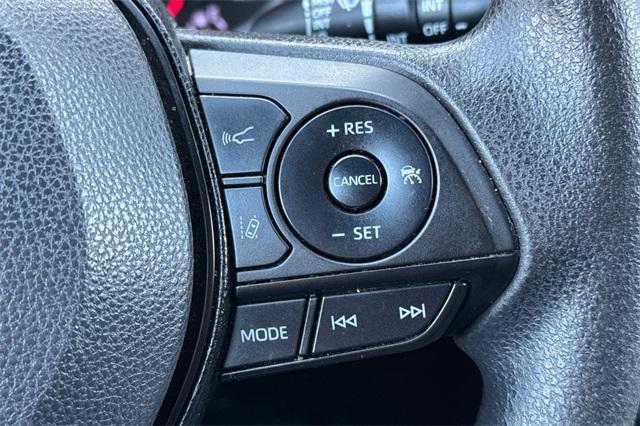 2022 Toyota RAV4 Vehicle Photo in ELK GROVE, CA 95757-8703