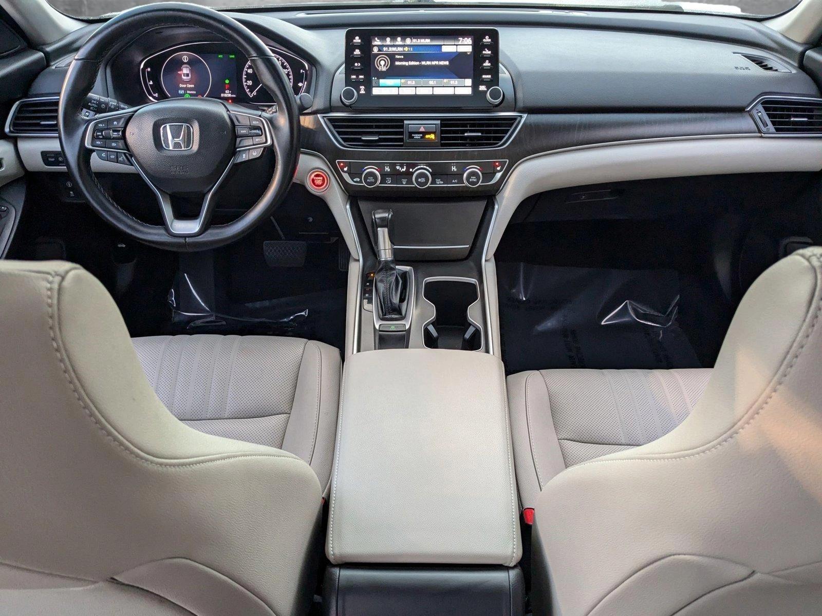 2020 Honda Accord Sedan Vehicle Photo in PEMBROKE PINES, FL 33024-6534