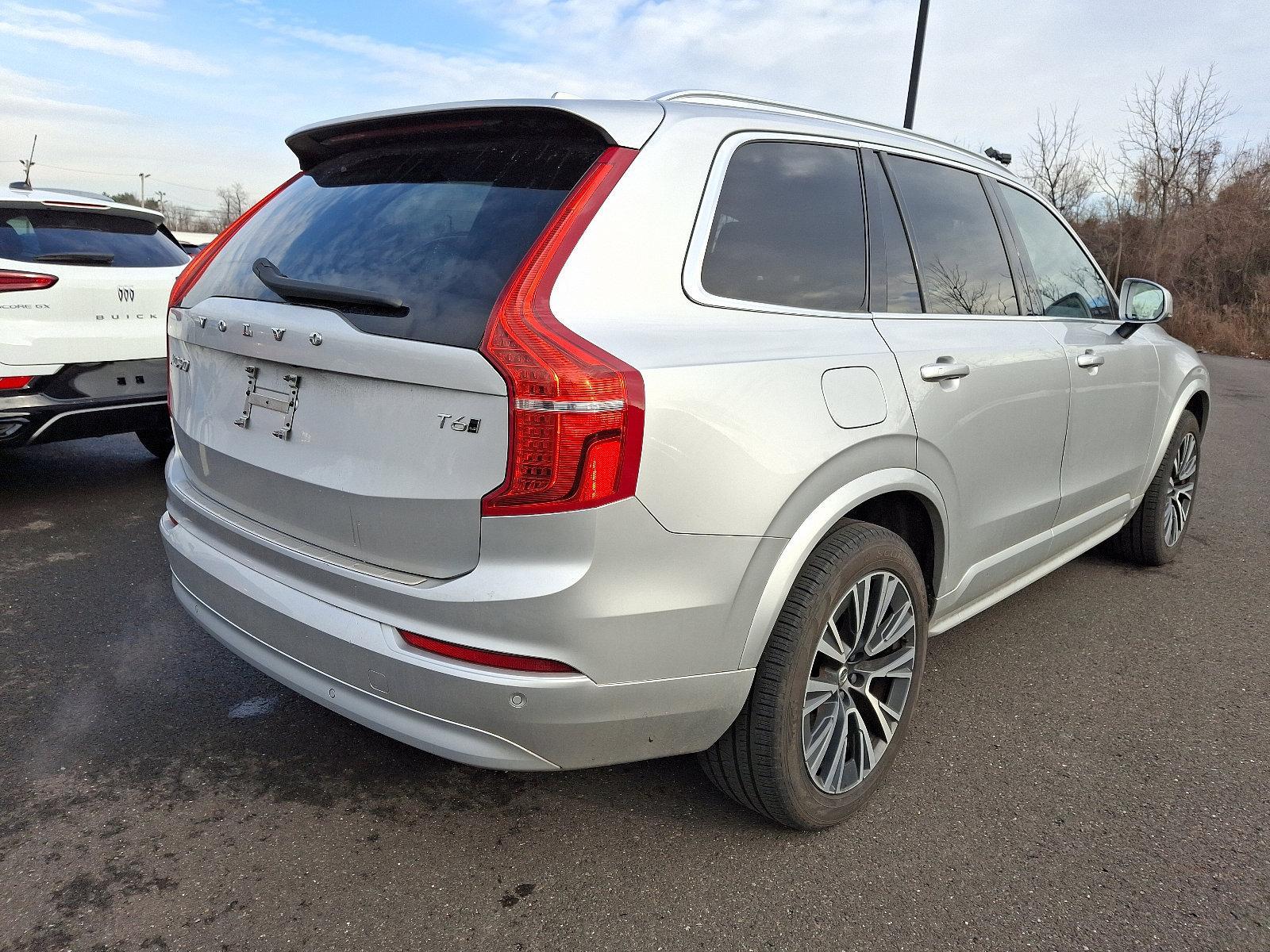 2022 Volvo XC90 Vehicle Photo in Trevose, PA 19053