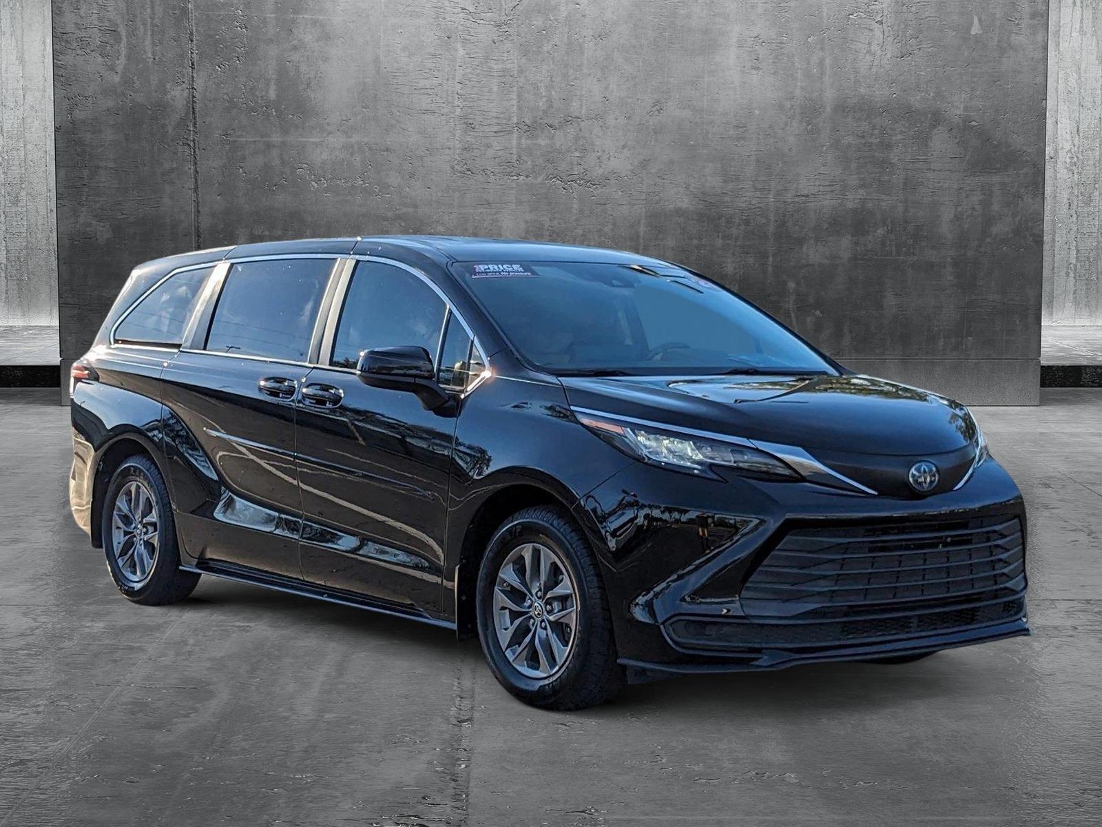 2021 Toyota Sienna Vehicle Photo in Sanford, FL 32771