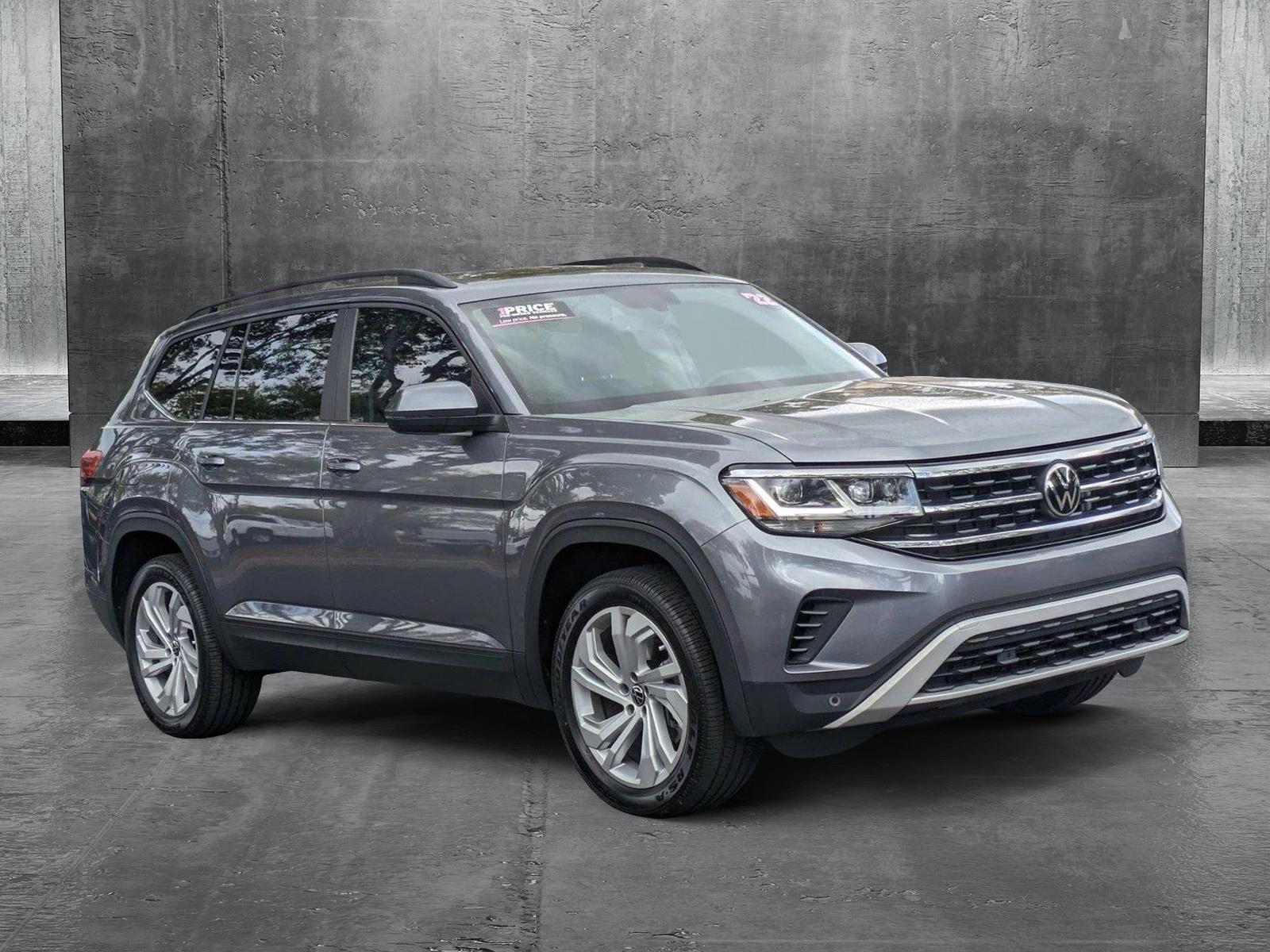 2022 Volkswagen Atlas Vehicle Photo in GREENACRES, FL 33463-3207