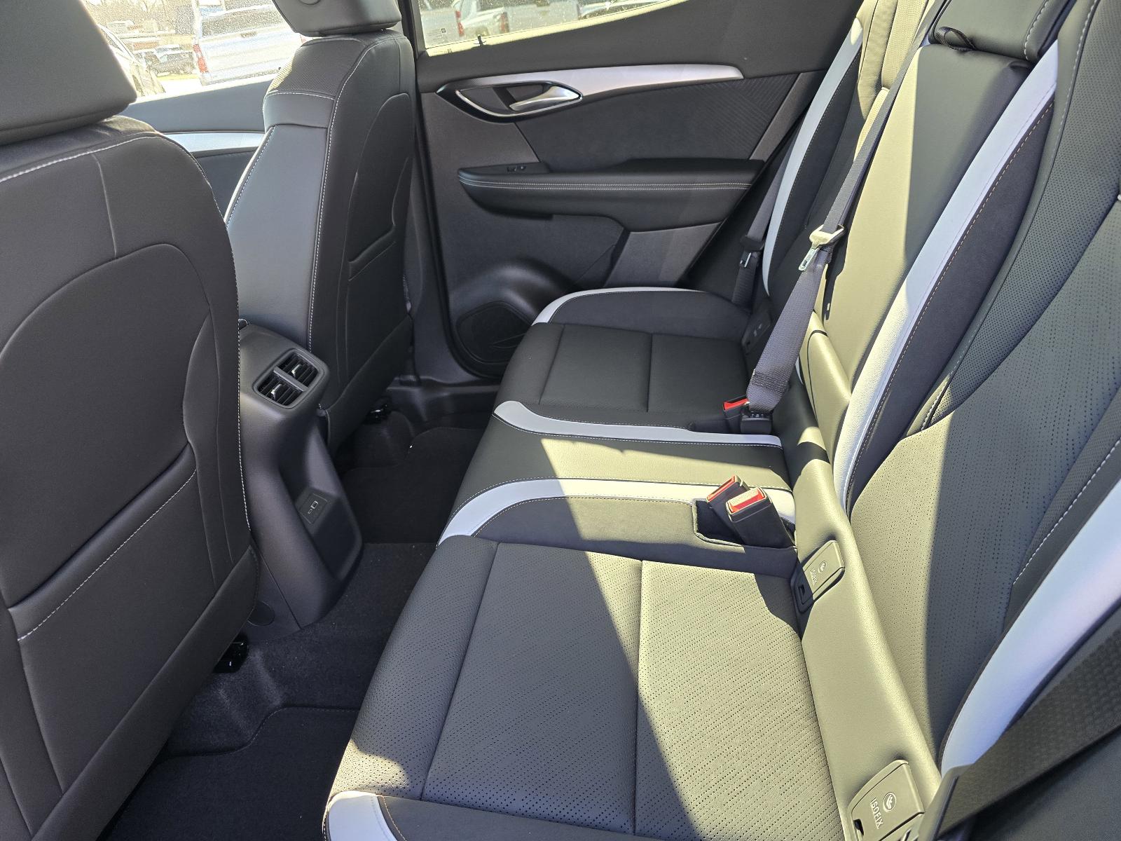 2025 Buick Envision Vehicle Photo in Rolla, MO 65401