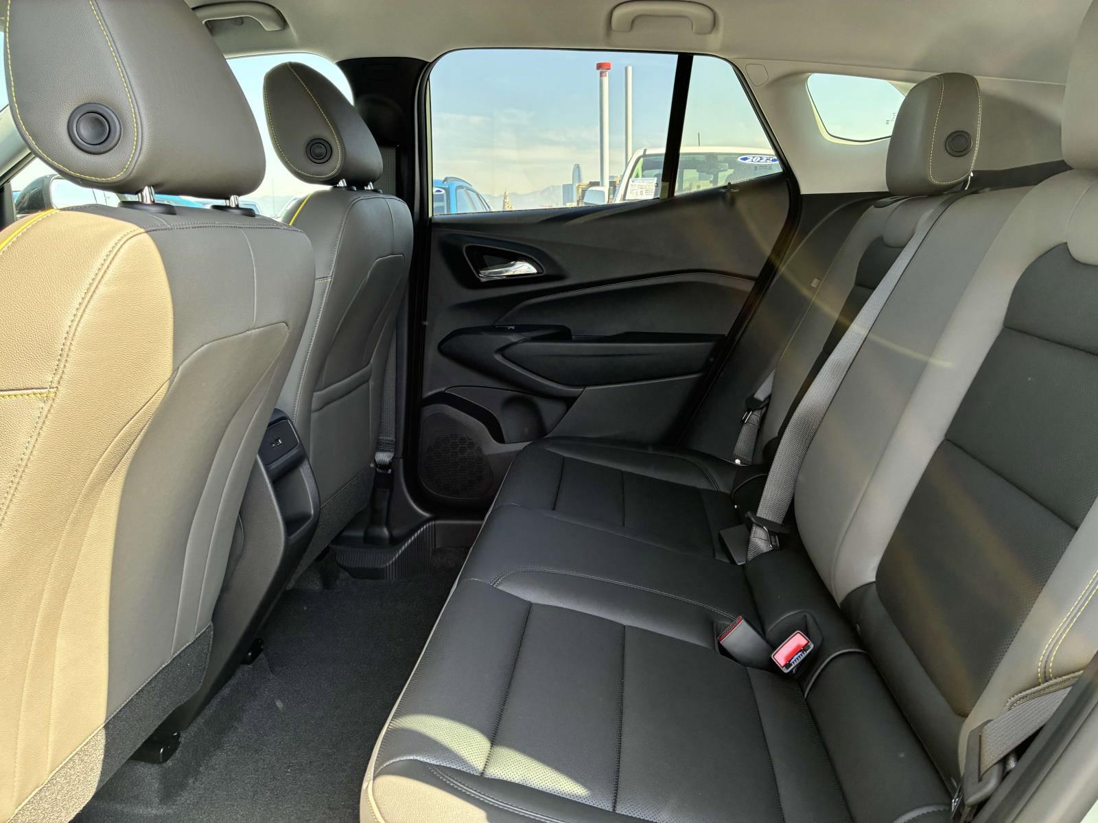2025 Chevrolet Trax Vehicle Photo in LOS ANGELES, CA 90007-3794