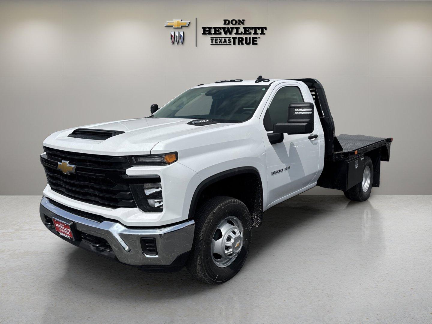 2025 Chevrolet Silverado 3500 HD Chassis Cab Vehicle Photo in GEORGETOWN, TX 78626-7508