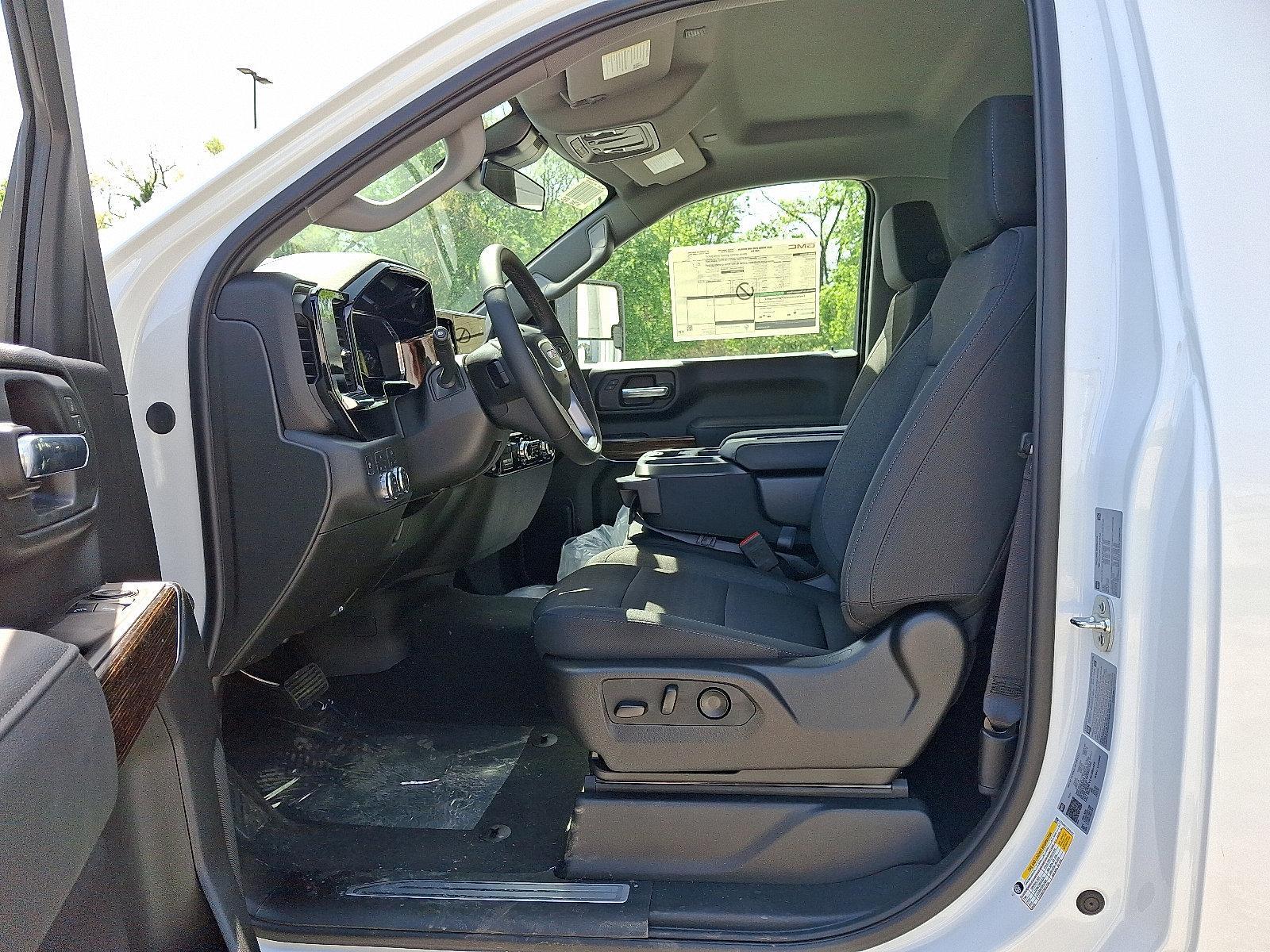 2025 GMC Sierra 2500 HD Vehicle Photo in HARRISBURG, PA 17111-1033