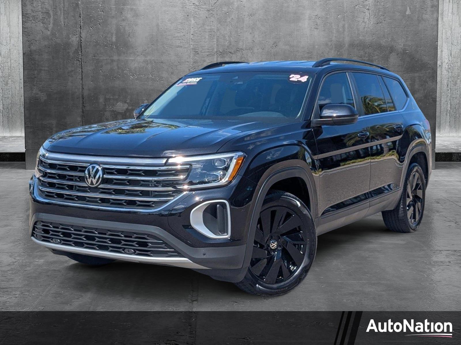 2024 Volkswagen Atlas Vehicle Photo in Wesley Chapel, FL 33544
