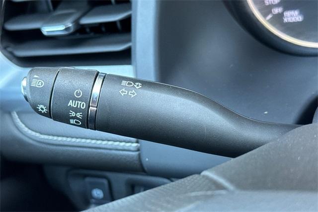2023 GMC Acadia Vehicle Photo in ELK GROVE, CA 95757-8703