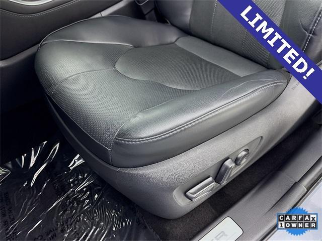2023 Toyota Highlander Vehicle Photo in Puyallup, WA 98371