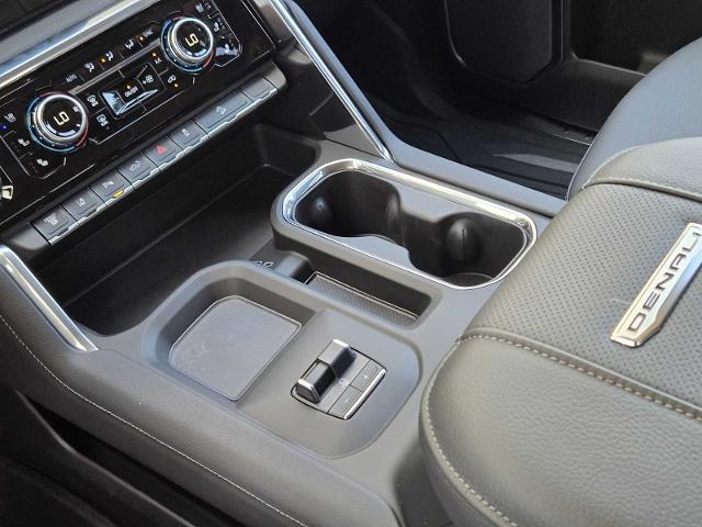 2025 GMC Sierra 2500 HD Vehicle Photo in DALLAS, TX 75209-3016