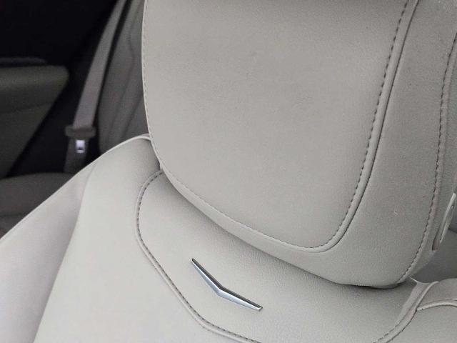 2022 Cadillac XT4 Vehicle Photo in DENTON, TX 76210-9321