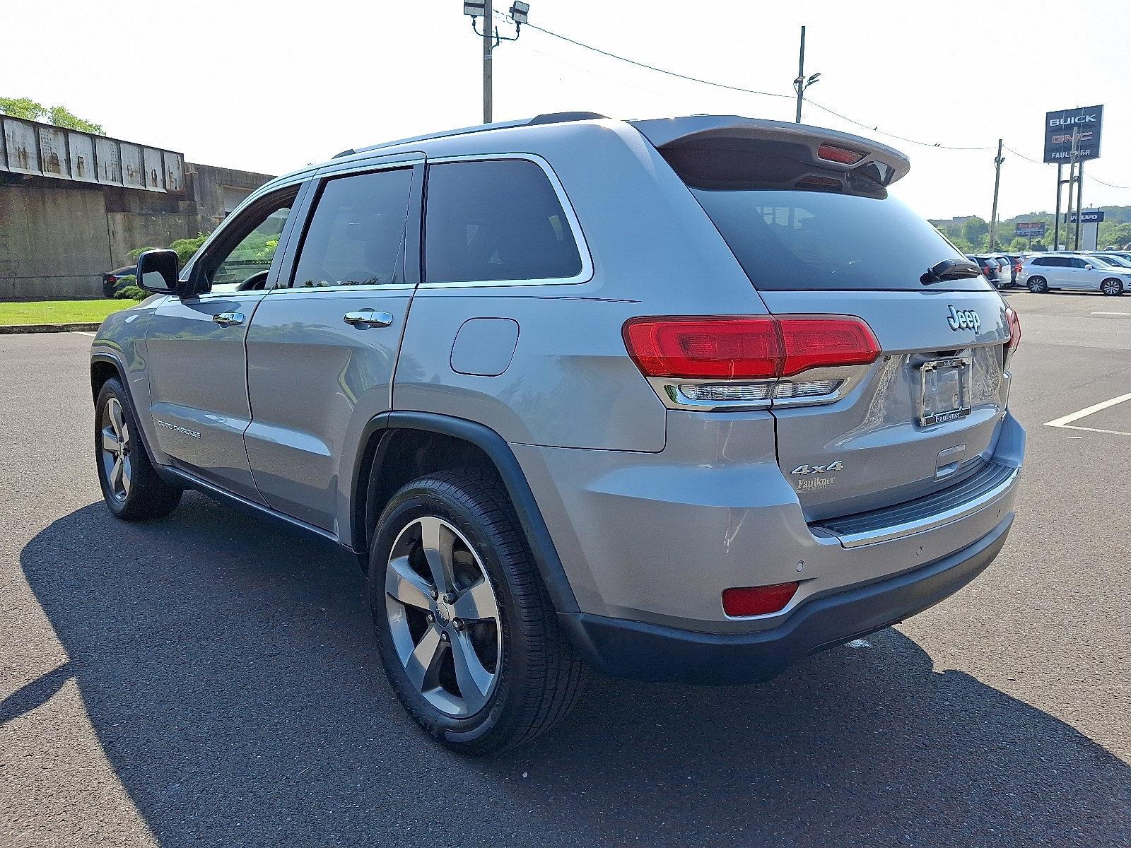 2015 Jeep Grand Cherokee Vehicle Photo in Trevose, PA 19053