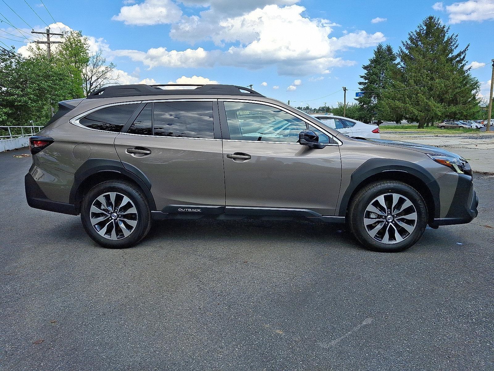 2024 Subaru Outback Vehicle Photo in Harrisburg, PA 17111