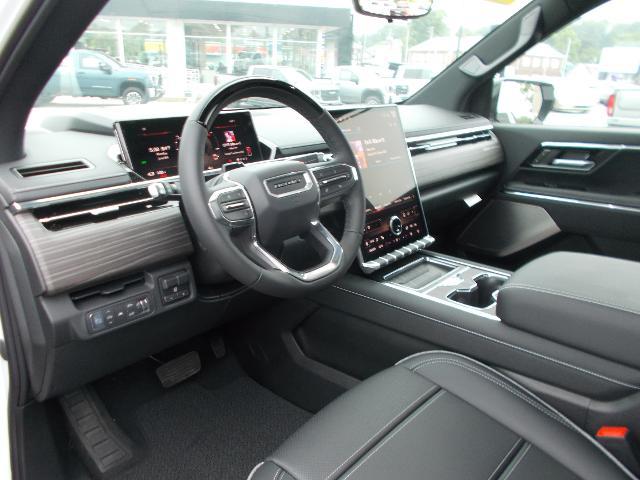 2025 GMC Sierra EV Vehicle Photo in LOWELL, MA 01852-4336