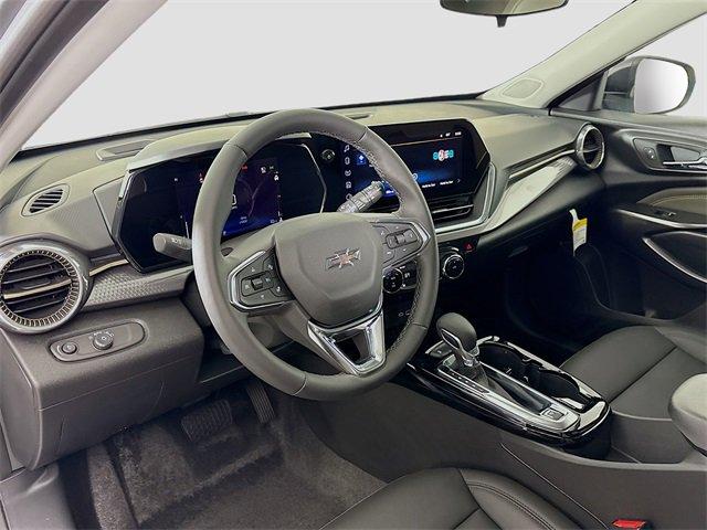 2025 Chevrolet Trax Vehicle Photo in PUYALLUP, WA 98371-4149